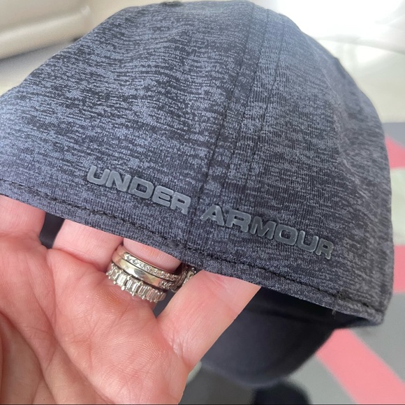 Under Armour boys twist 2.0 hat YXS YS dark grey - Picture 2 of 6